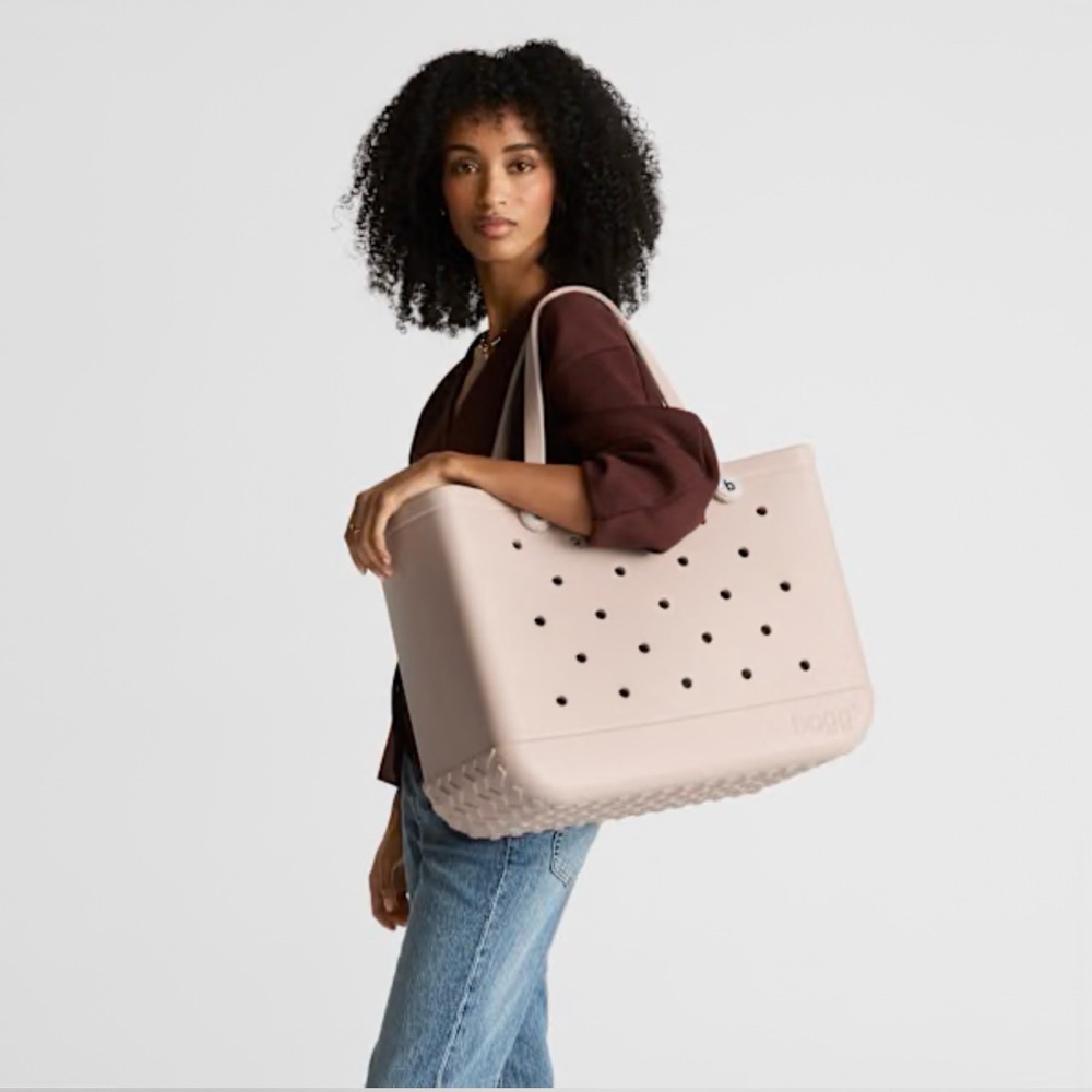 BOGG BAG Lavender Purple Perforated Tote - Picture 7 of 7
